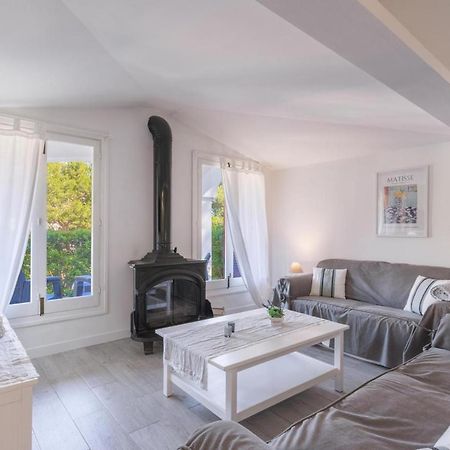 Gorgeous Renovated Cala Sant Vicenc Beach Villa Cala de Sant Vicenc Extérieur photo